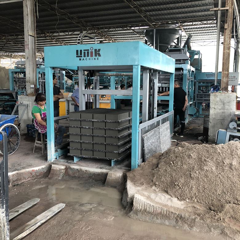 Cement brick machine